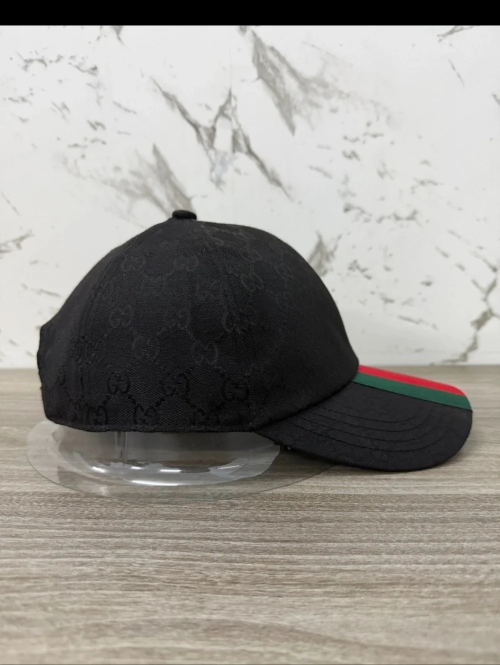 Authentic Gucci Black GG Canvas Cap with Red and Green Web Stripe - Picture 5 of 8